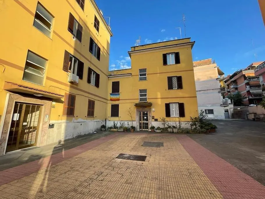 Roma Battistini 66 Apartment, near Vatican City-1